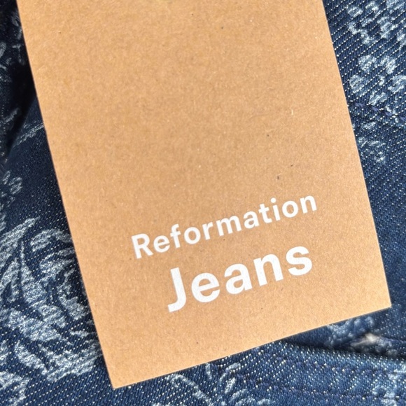 NWT REFORMATION Cynthia Baroque High Rise Straight Long Jeans, Size 23 - Picture 5 of 16